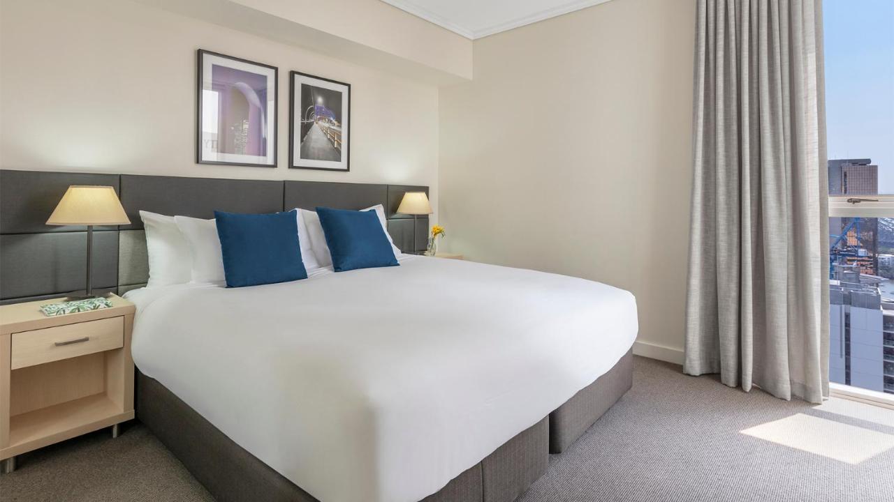 Oaks Brisbane Festival Suites Екстер'єр фото