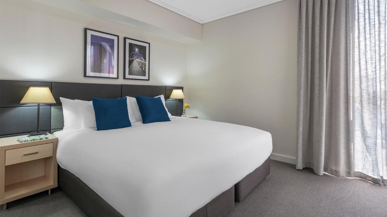 Oaks Brisbane Festival Suites Екстер'єр фото