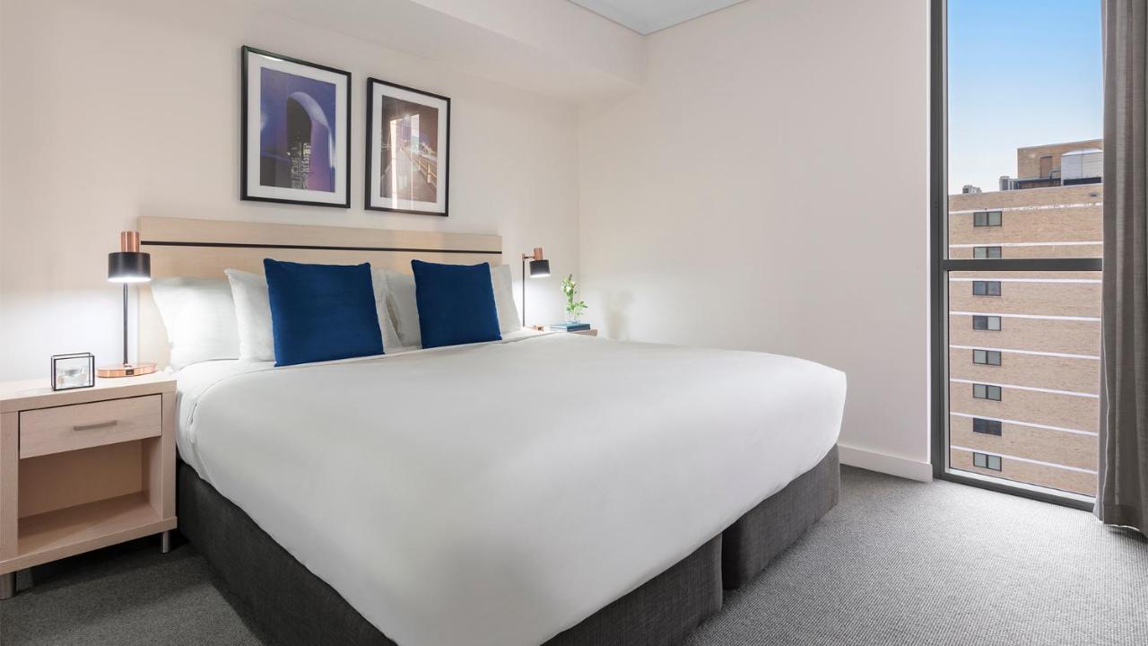 Oaks Brisbane Festival Suites Екстер'єр фото