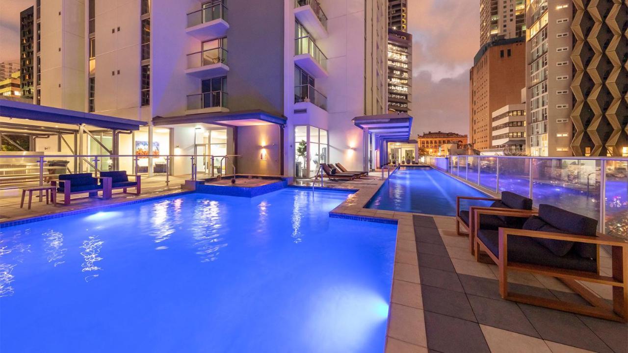 Oaks Brisbane Festival Suites Екстер'єр фото