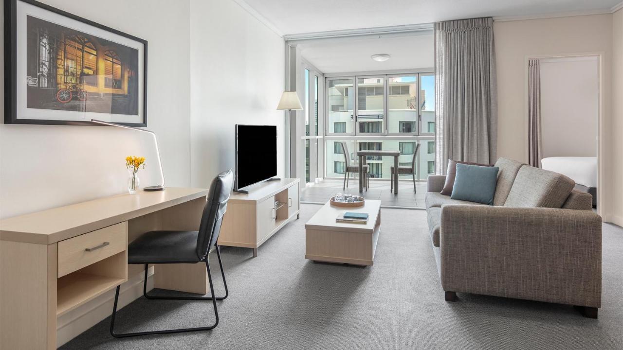 Oaks Brisbane Festival Suites Екстер'єр фото